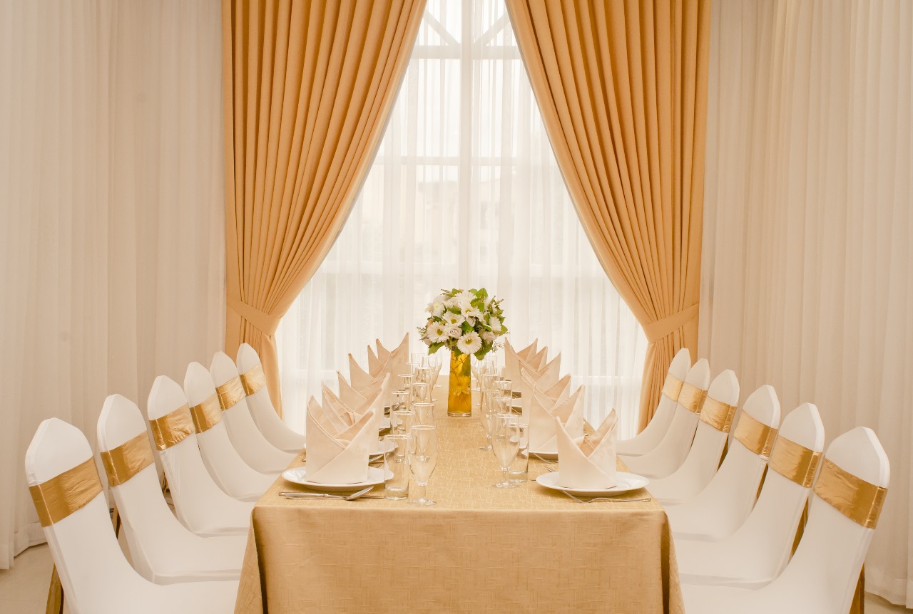 Rooftop celebrations with skyline backdrop